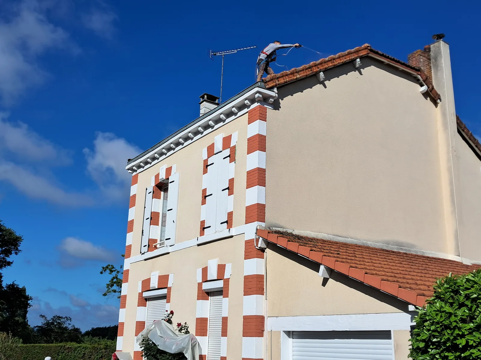 Rénovation de toiture et ravalement de façade sur maison à Limoges — Chardelin Renov